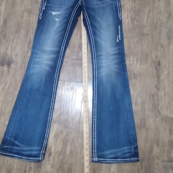 Rock Revival NWOT Women's 26 Bootcut May Bejeweled Embroidered Distressed - Picture 10 of 12